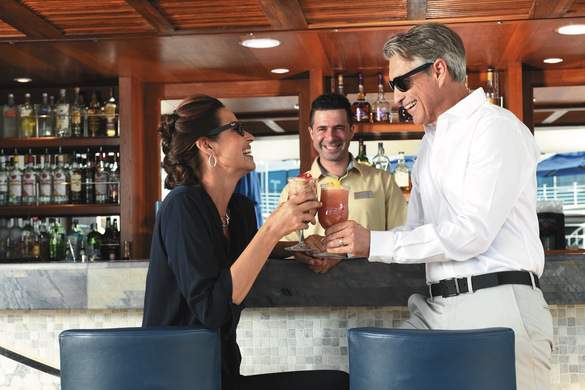 Oceania Cruises Waves Bar 3.jpg